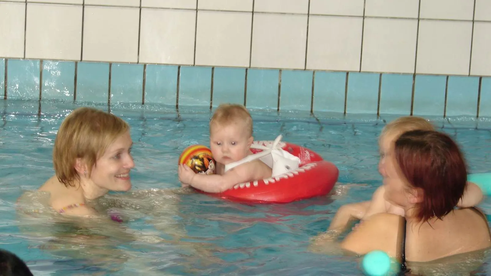 Zimski bazen - čofotalnica Zimski bazen - čofotalnica