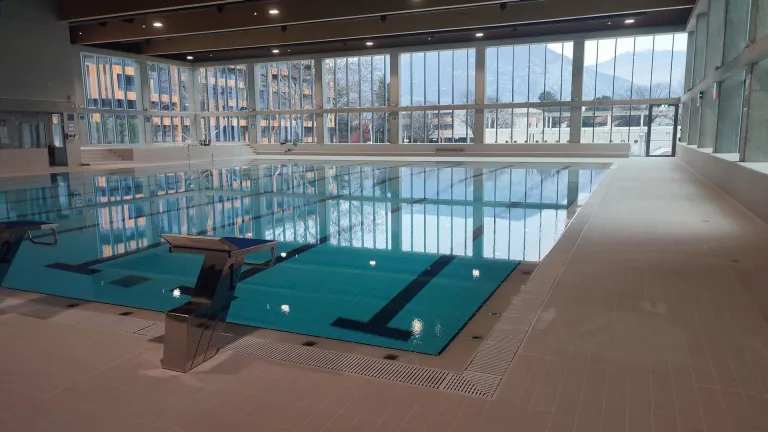 Piscina interna Piscina interna