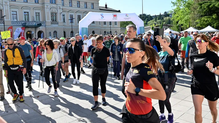 Pohod prijateljstva – 2 mesti, 1 srce
